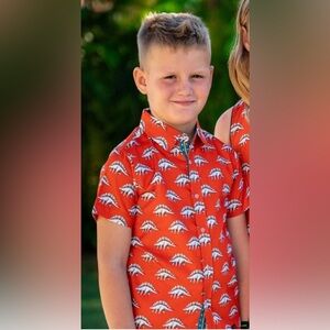 TukTuk Designs dino shirt cotton age 9-10
